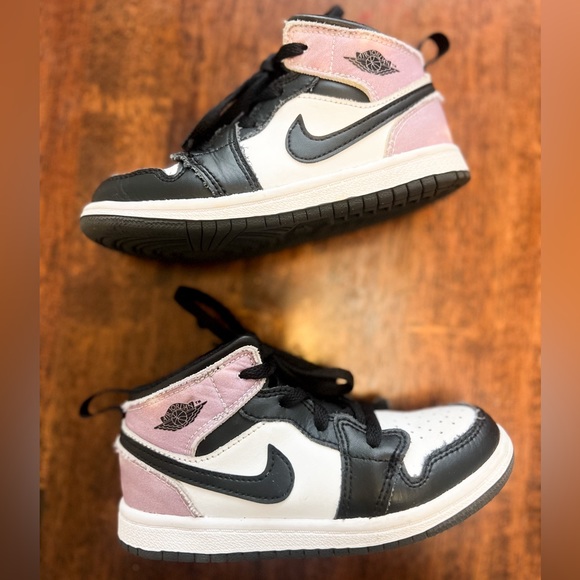 AIR JORDAN 1 MID SE TD 'ZEN MASTER' SIZE 10C - Picture 2 of 5